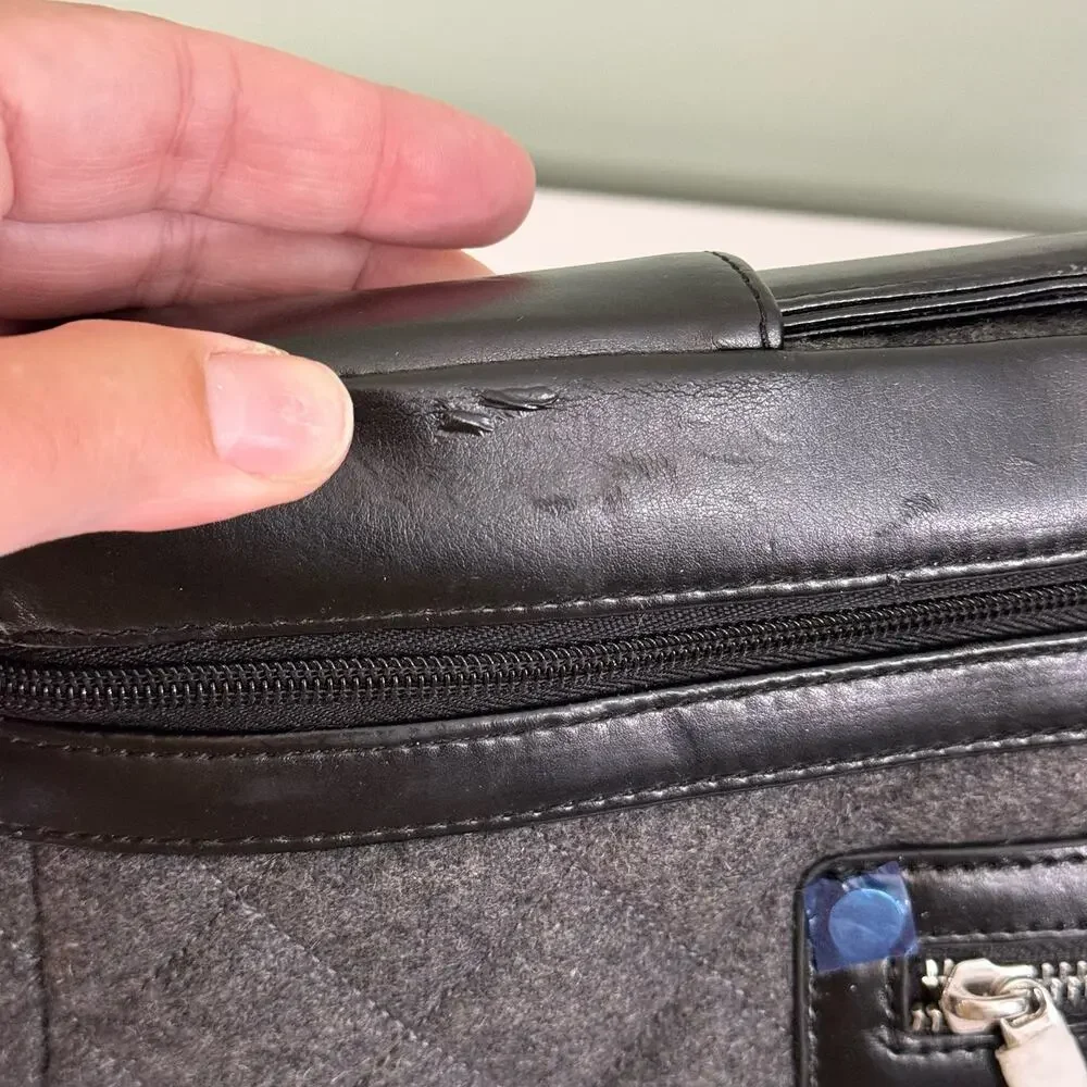 Knomo London Aurora Laptop Case Bag Slim Small PU Felt Quilted Gray Black NWT